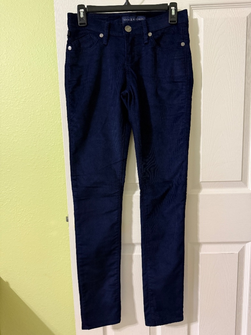 Rock & Republic Berlin Skinny Corduroy Stretch Pants